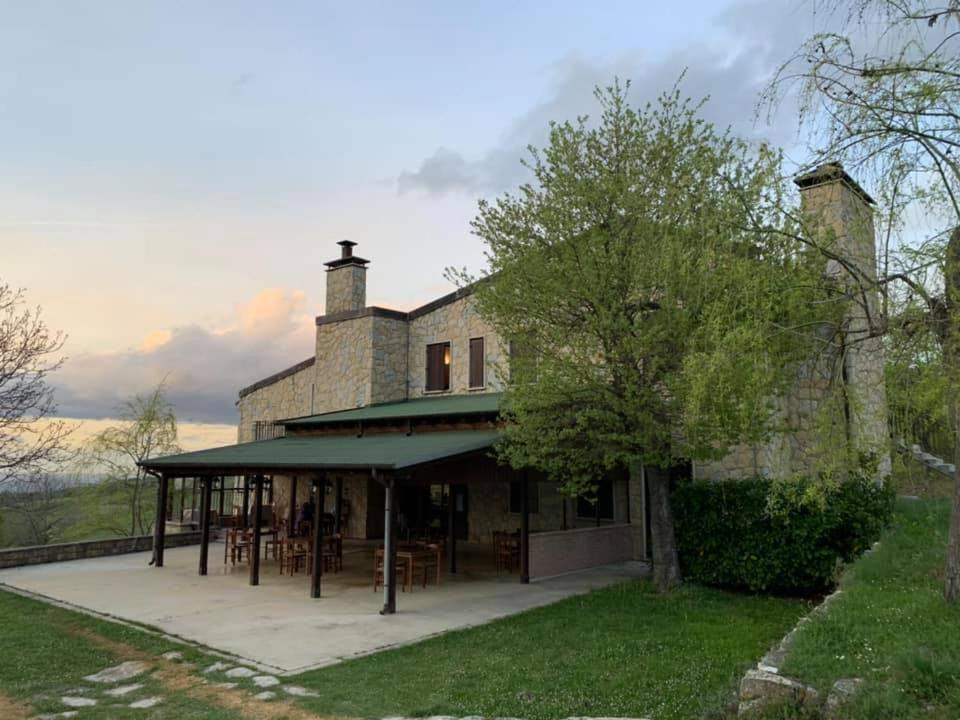 Terrae Eremis: Ristorante, Bar, B&B Roccamorice Экстерьер фото